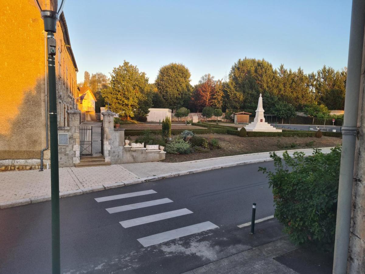 Logement entier situé à Taponnat Fleurignac. Esterno foto